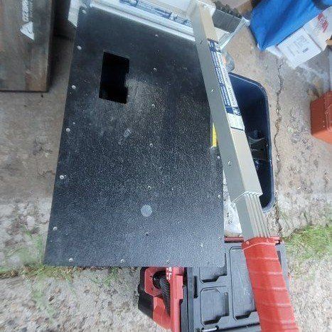 Industrial floor cutter With extendable, handle.\n In very good condition used maybe once.