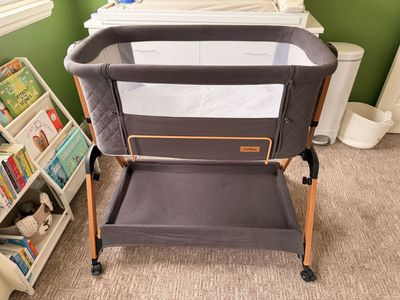 TotTun Bassinet Bedside Sleeper $125