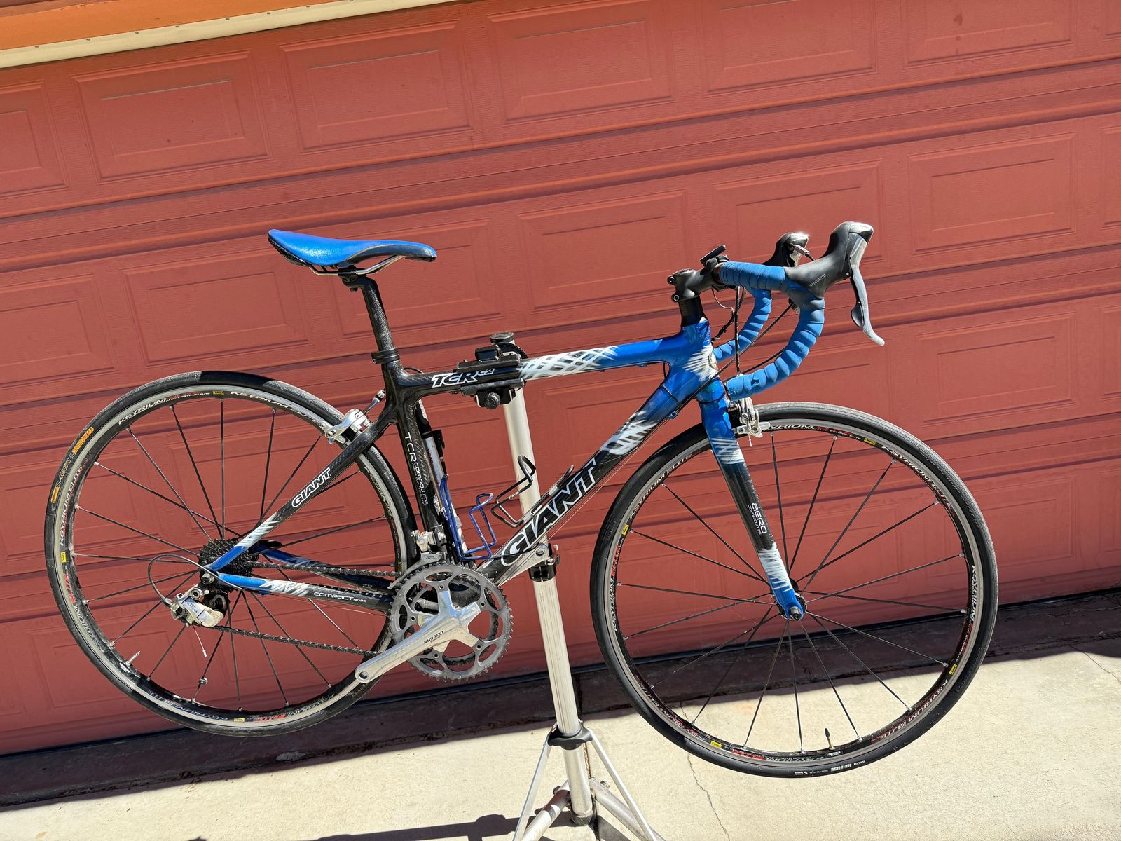 Giant TCR C2 Road Bike