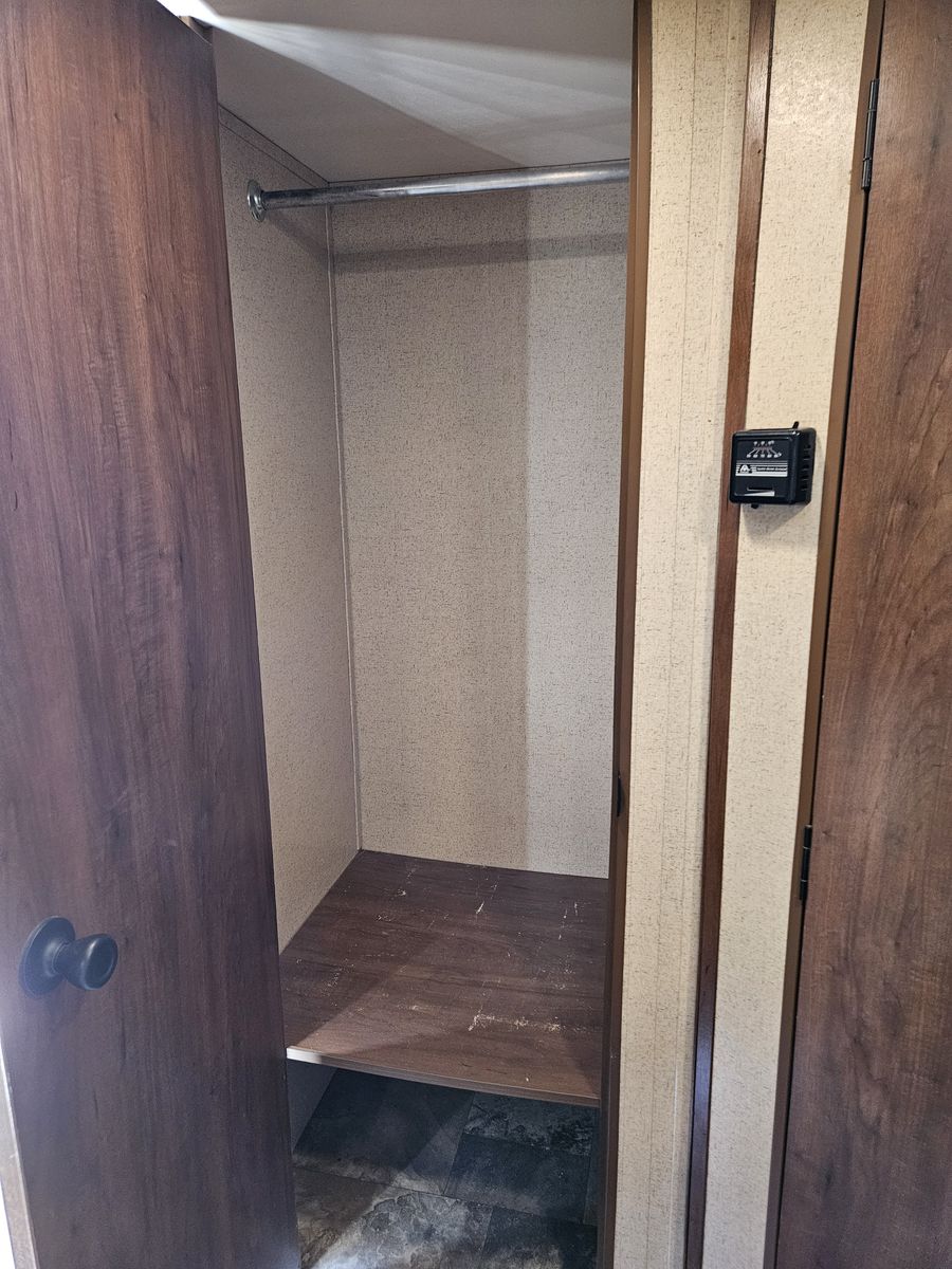 Main image 14