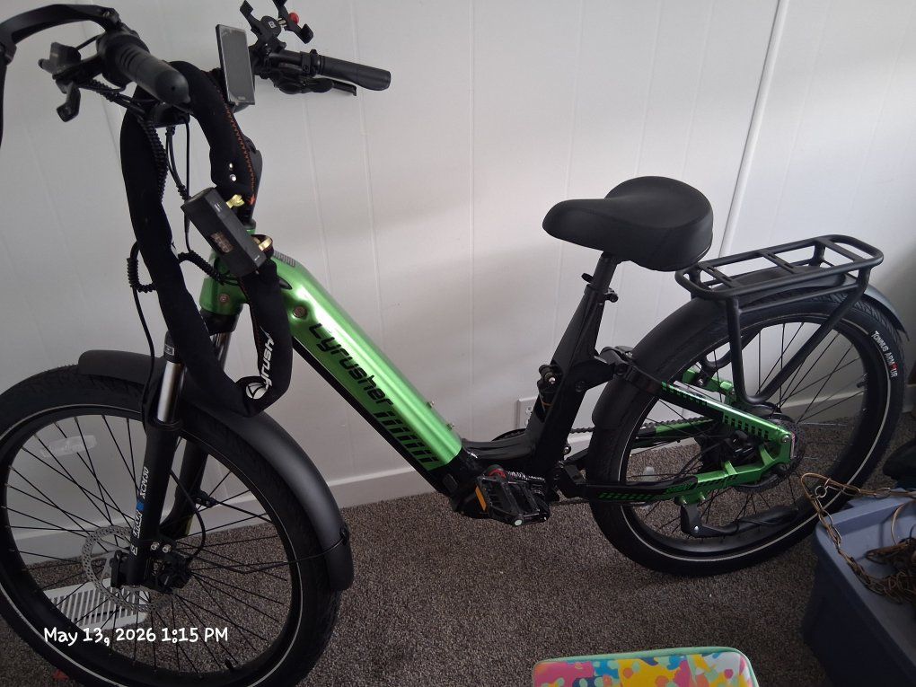 Cyrusher Trax Electric Bike - Green, Full Suspension, Tannus Armour Tires, Only 77.9 Miles!