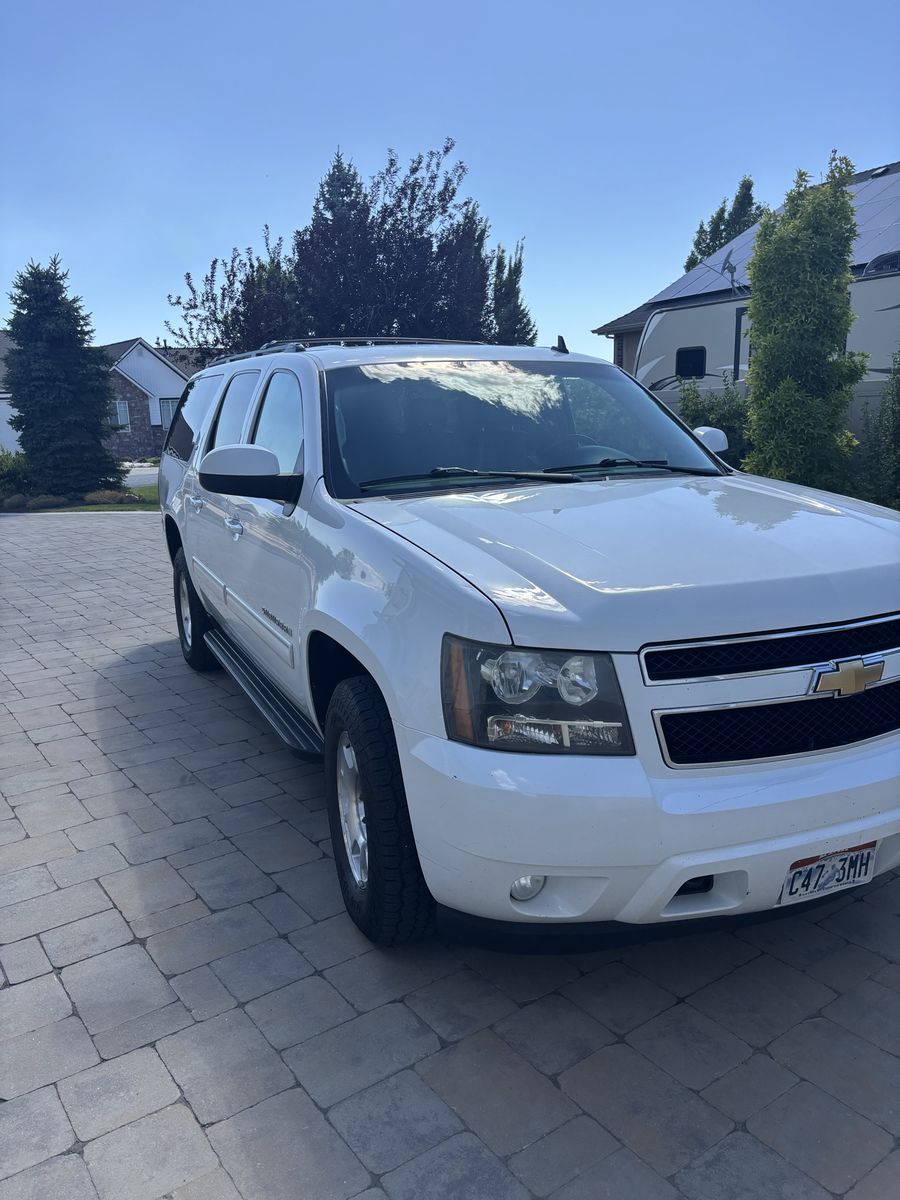 2011 Chevrolet Suburban 1500 LT