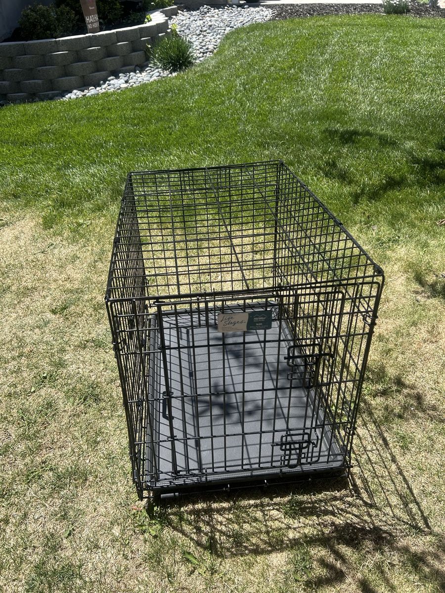 Small/Medium dog kennel