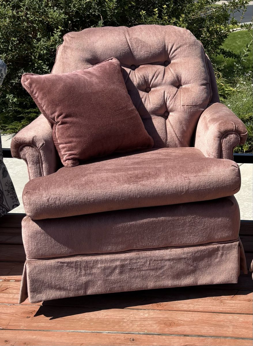 Vintage Mauve Velvet Tufted Armchair with Accent Pillows - Pair