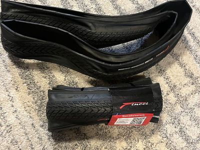 Fincci Pair 700x35c W3116 Nylon Anti-Puncture Foldable 60TPI Bicycle Tires (New, 2-Pack)