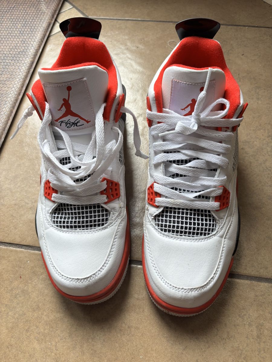 Air Jordans retro 4's (fake) 10.5