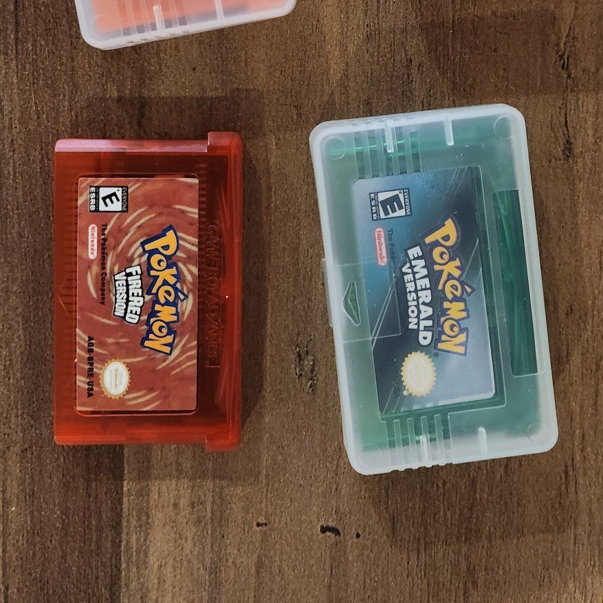 Pokemon FireRed/Emerald Reproduction Cartridges