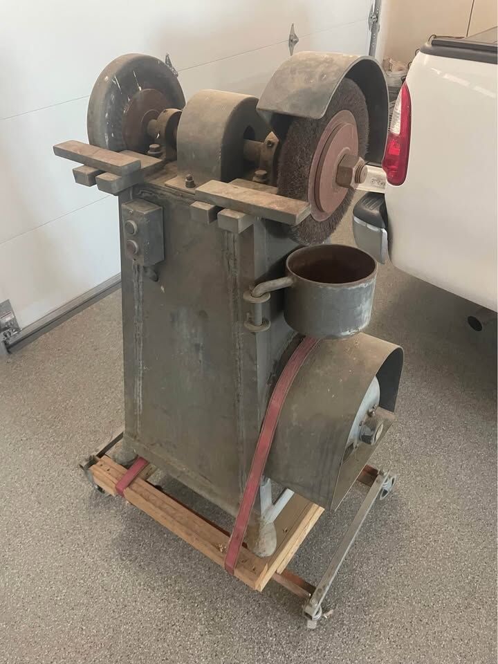 Heavy Duty Industrial Grinder w/ wire wheel