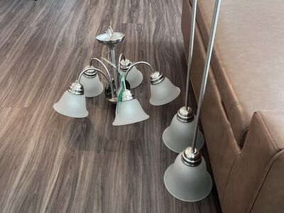 Chandelier And Pendants