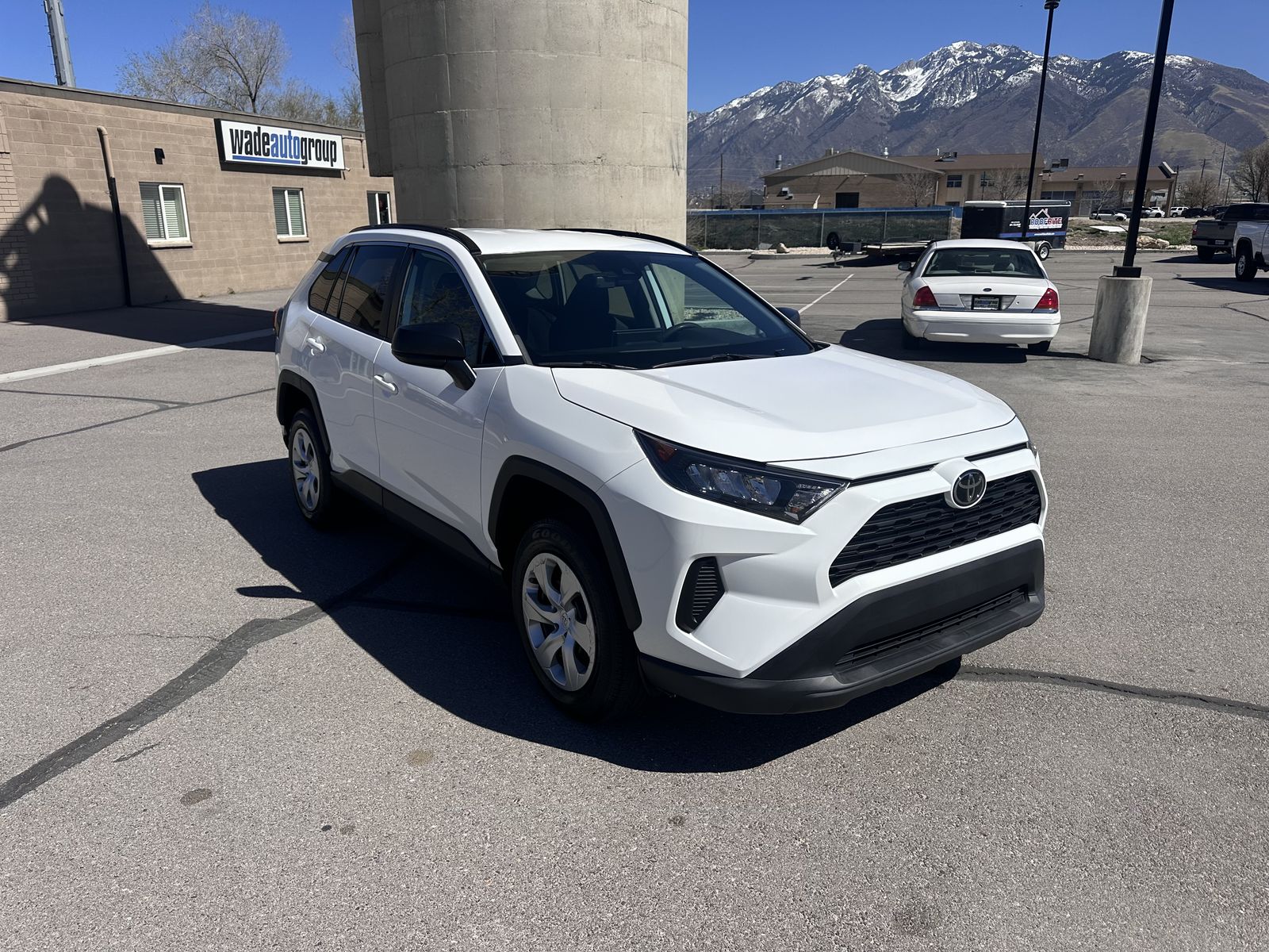 2020 Toyota RAV4 LE