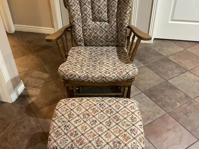 Chair Glider and Ottoman