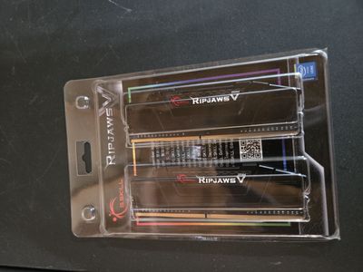 G.SKILL Ripjaws V Series 16GB (2 x 8GB) 288-Pin PC RAM DDR4 3600