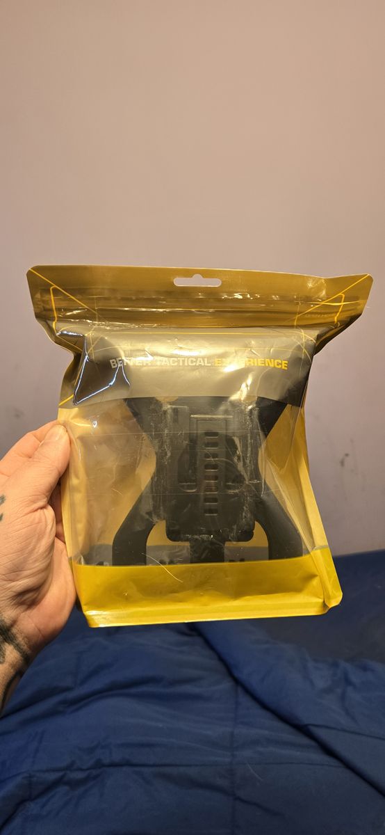 Shotgun shell holder.