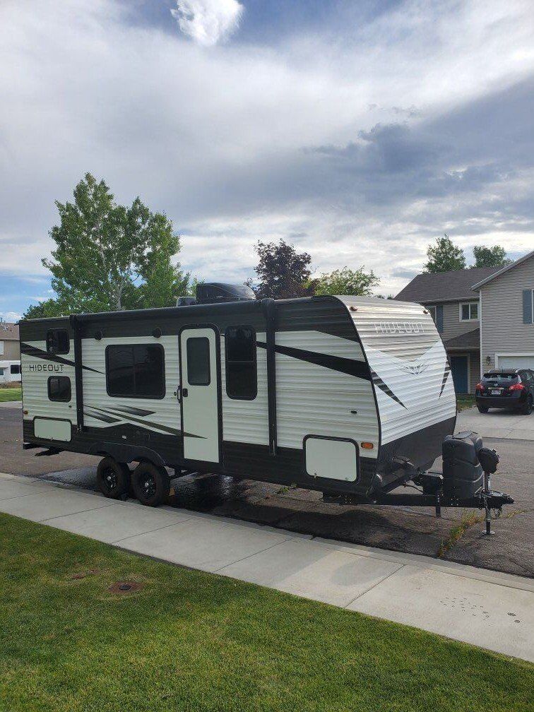 2021 Keystone Hideout 21BHWE