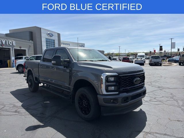 2025 Ford F-350 Super Duty Lariat
