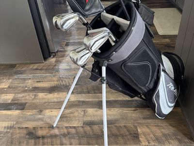 Taylormade golf set
