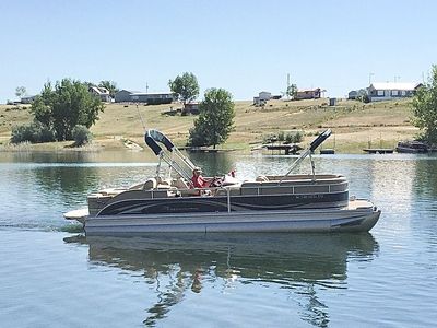 2008 Bennington 2575 RCW – Loaded – ESP Package – 350 MAG MPI – Bravo III
