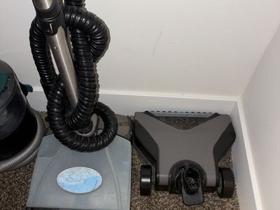 Rainbow vacuum