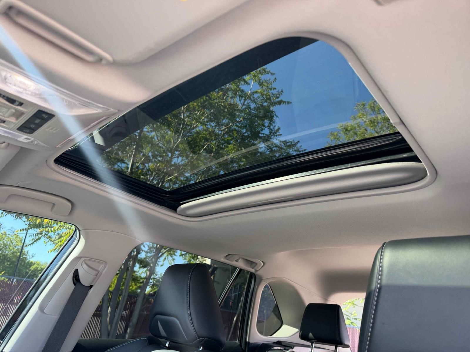 Main image 25