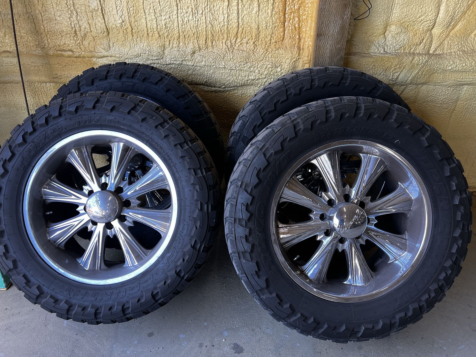 37” Tires and Chrome Rims