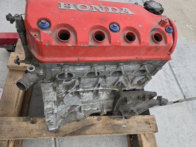 Honda D16Y7 Engine
