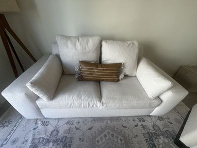 Cozy White Loveseat Couch with Plush Cushions