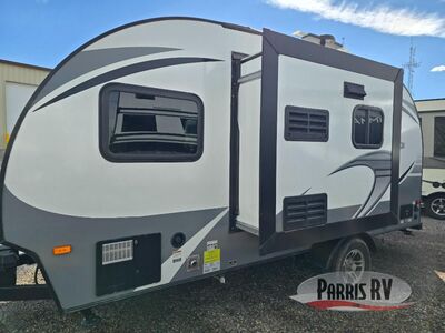 Used 2017 Starcraft Satellite 17RB