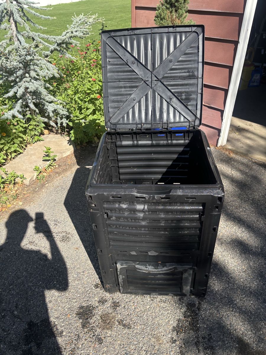 Black Plastic Outdoor Garden Compost Bin