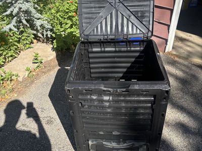 Black Plastic Outdoor Garden Compost Bin