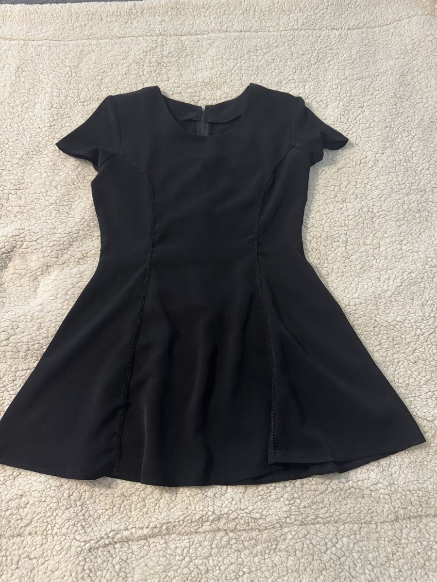 Short dress size M