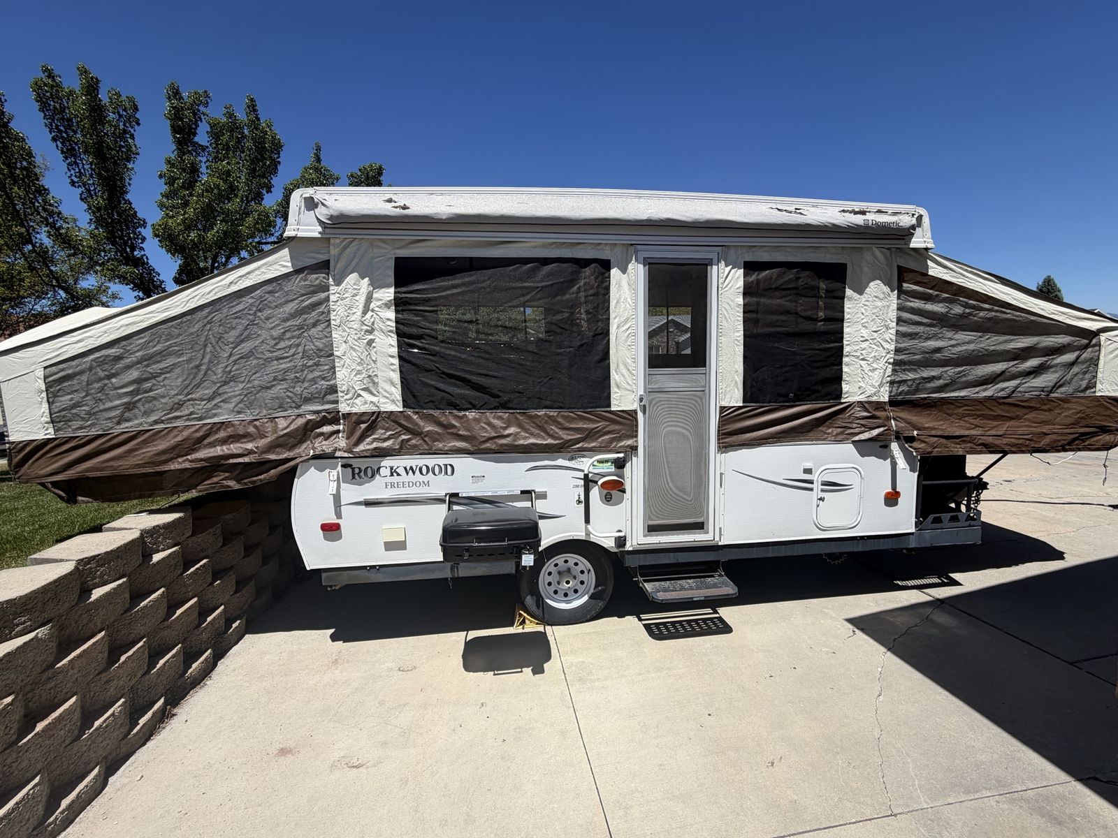 2014 Rockwood 2280BH