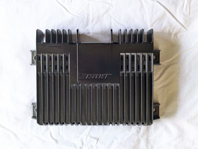 Bose Speaker Amplifier 1HM035446 for 93-99 VW Jetta Golf GTI - Some Audi Models