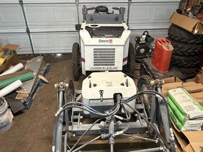 Somero S485 laser concrete screed