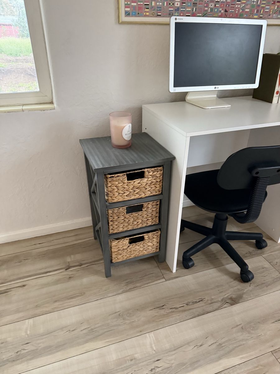 Small Storage Stand