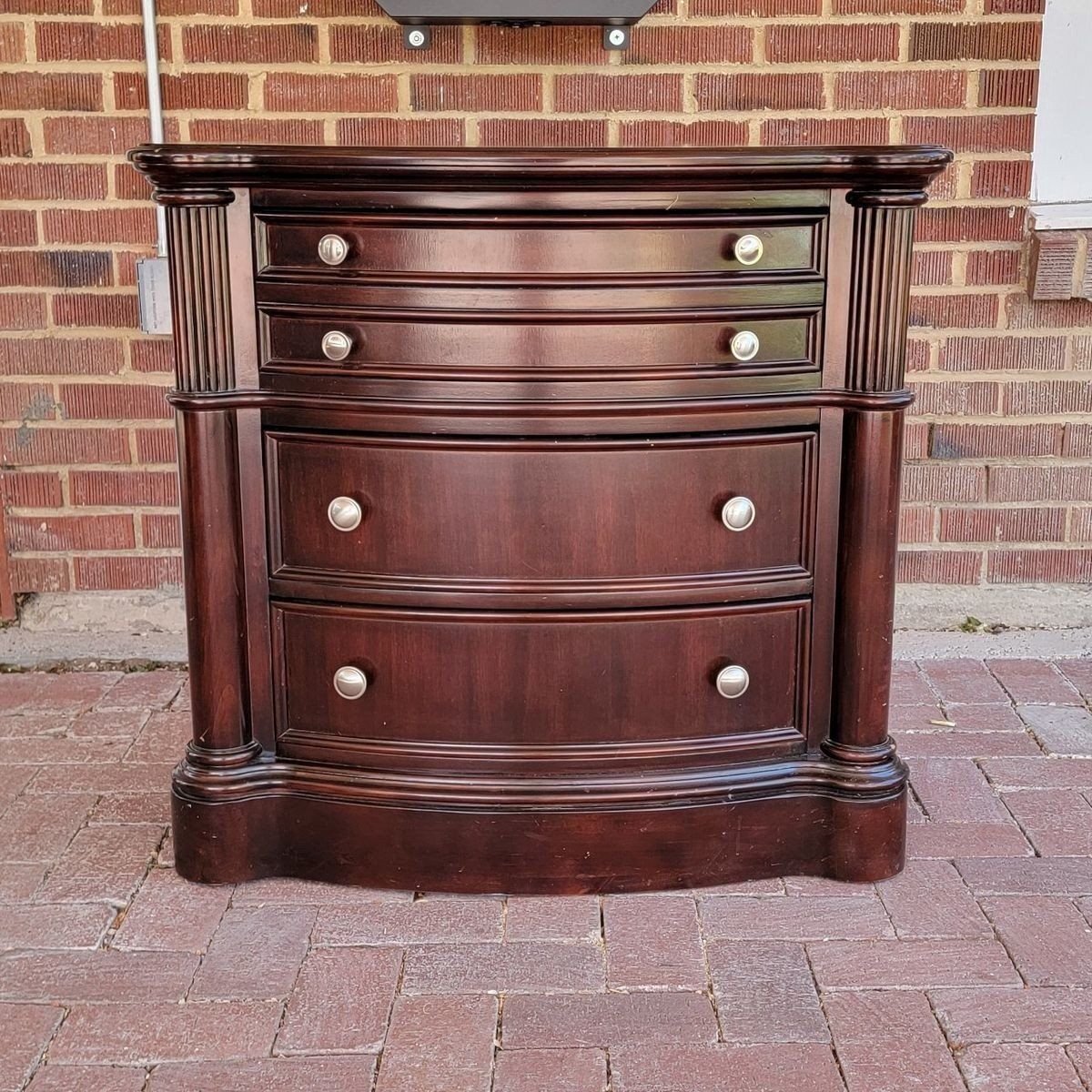 3 Drawer Nightstand