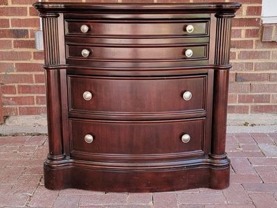 3 Drawer Nightstand