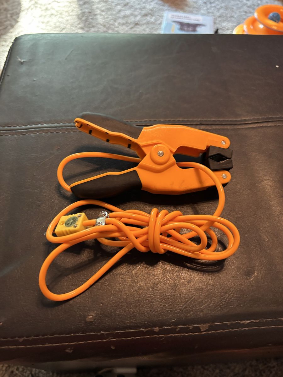 UEI test instruments pipe clamp in like new condition