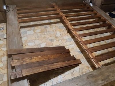 Delaware Style Solid Wood Platform Bed Frame