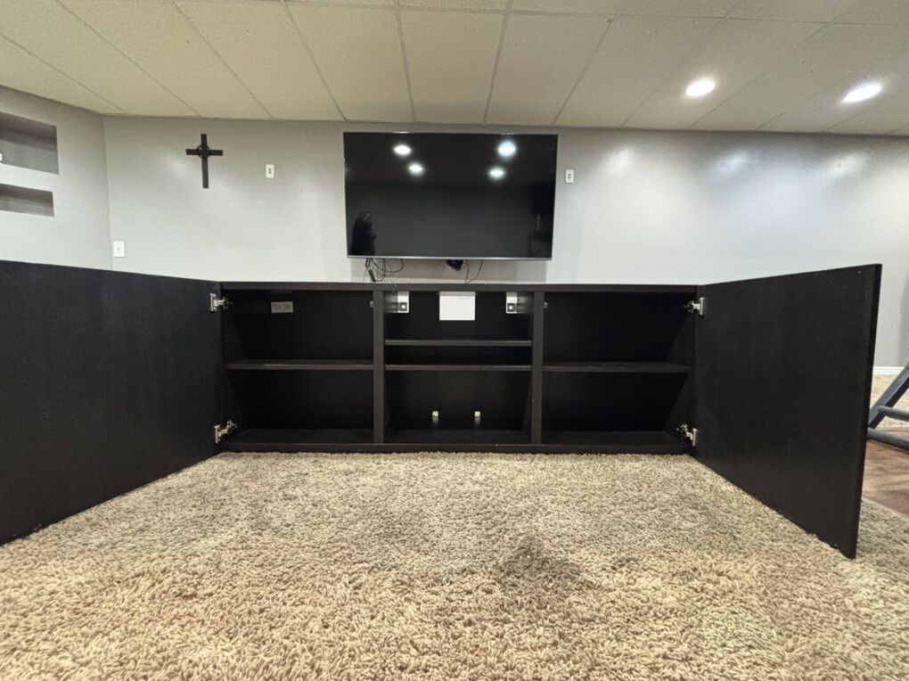 Black Entertainment Center/Tv Stand