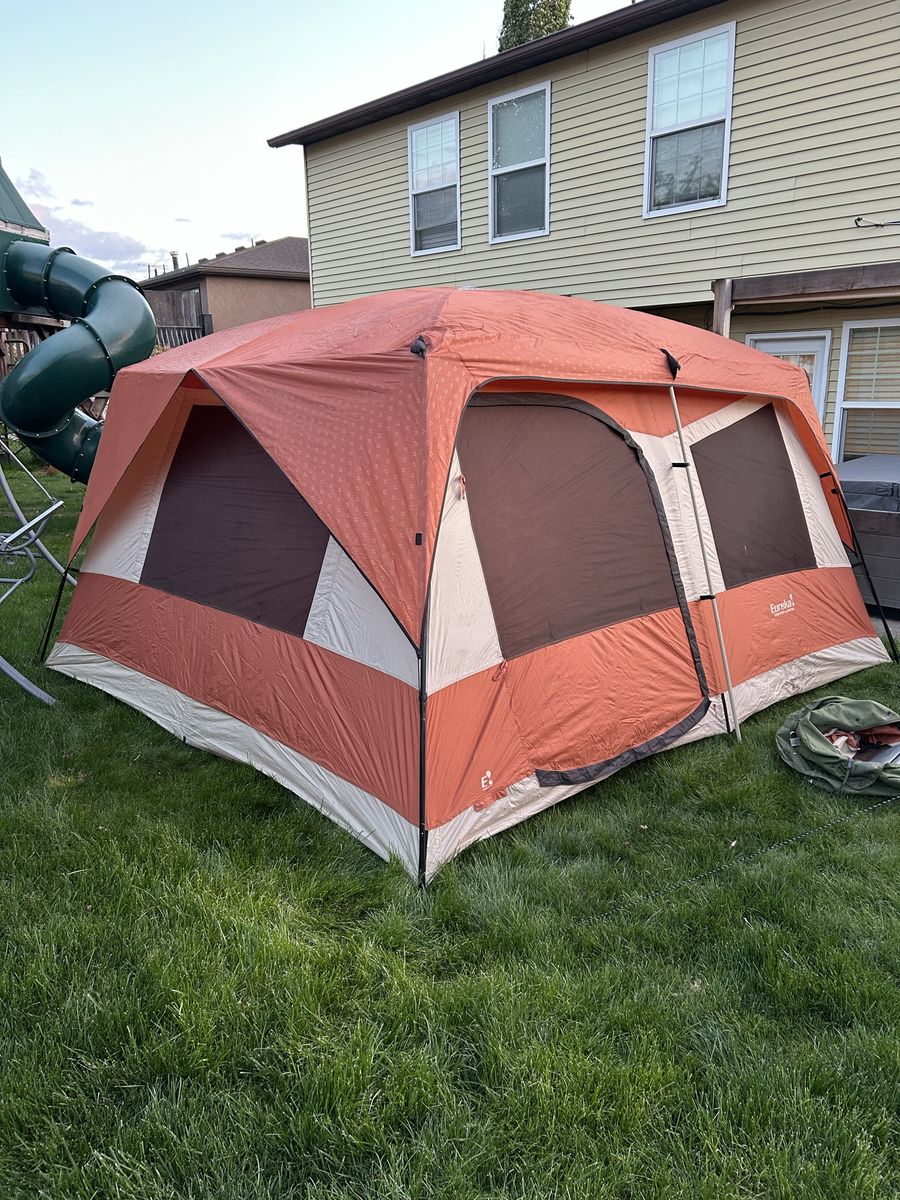 Eureka extra large tent, 13x13