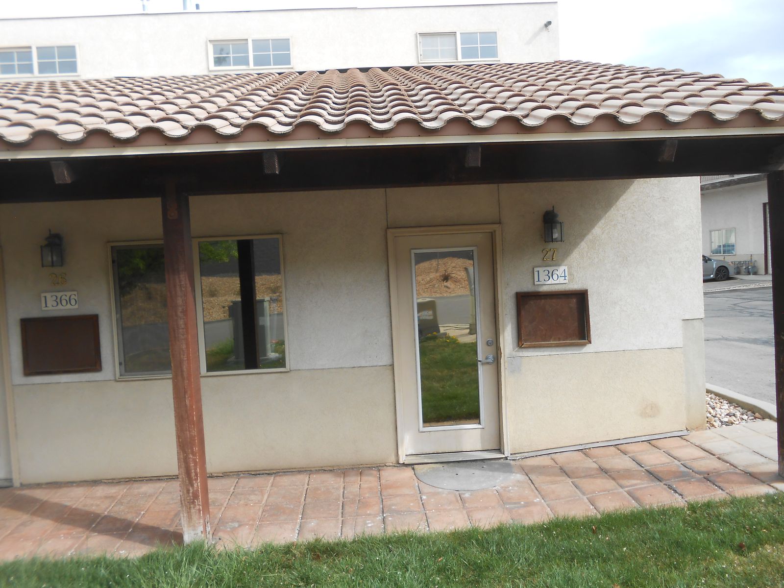 small office/warehouse