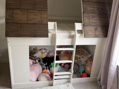 House bunk bed
