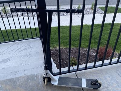 Prodigy S9 Street stunt scooter