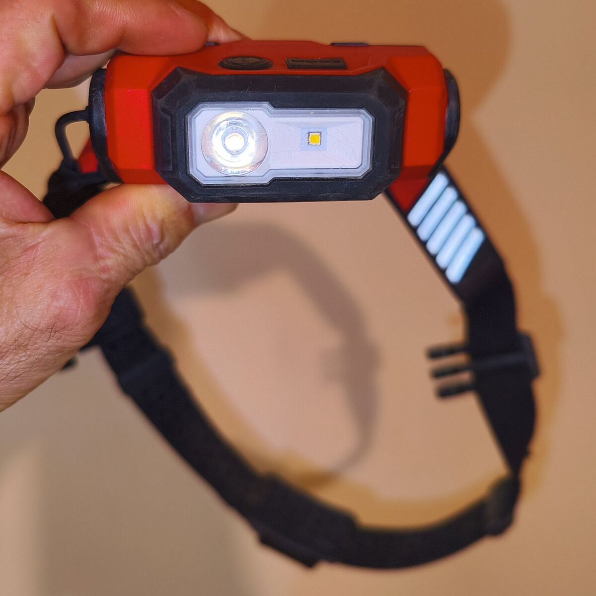 Milwaukee Headlamp 360deg 600L Spot & Flood