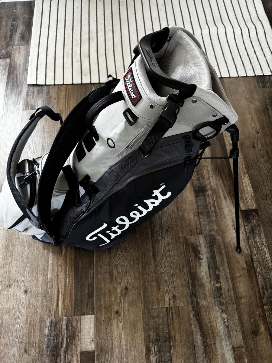 Titleist Players 5 golf bag