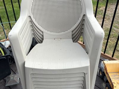 6 outdoor chairs