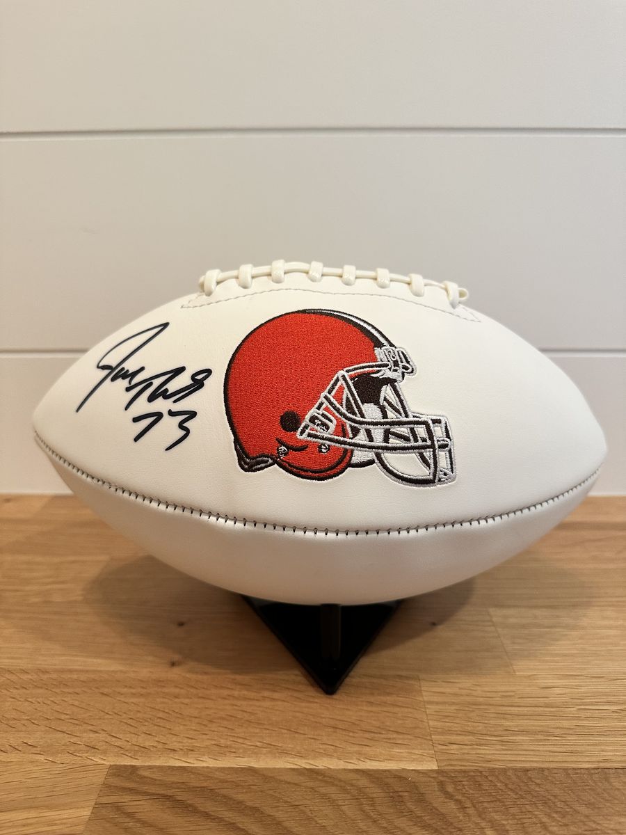 Joe Thomas Signed Cleveland Browns Logo Football – Beckett Witnessed