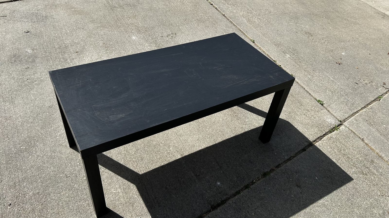 Nice Simple Minimalist Black Coffee Table