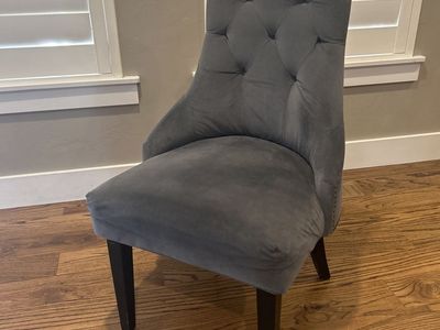Tufted Blue Grey Velvet Upholstered Accent Chair with Dark Wood Legs - Single Chair