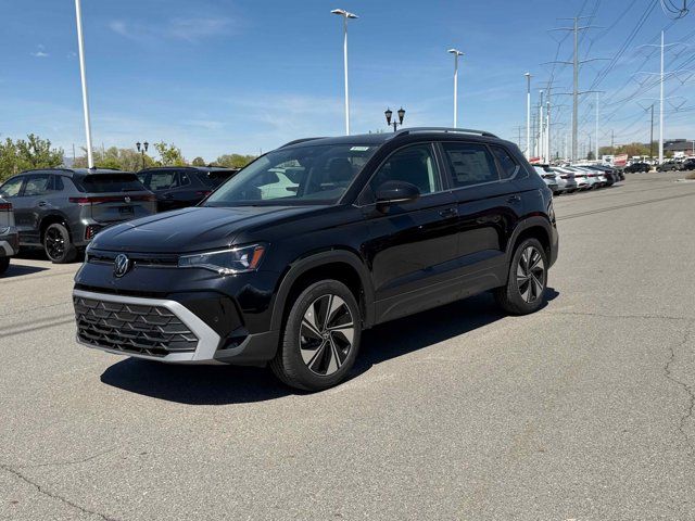 2026 Volkswagen Taos SE 4Motion